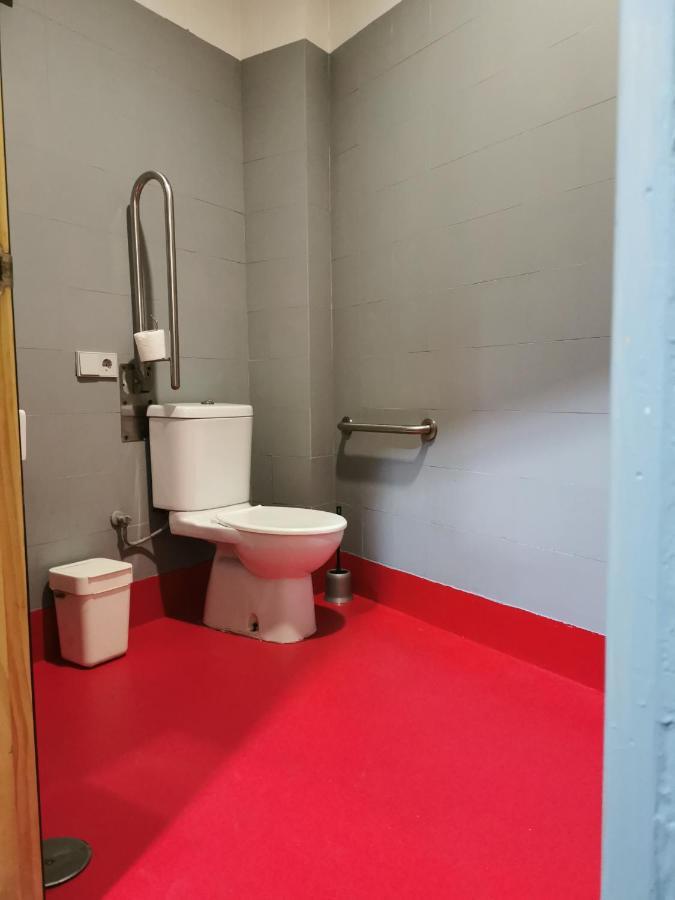 סביליה Traveller Box Hostel מראה חיצוני תמונה