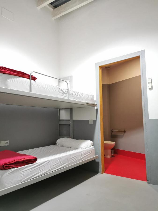 סביליה Traveller Box Hostel מראה חיצוני תמונה