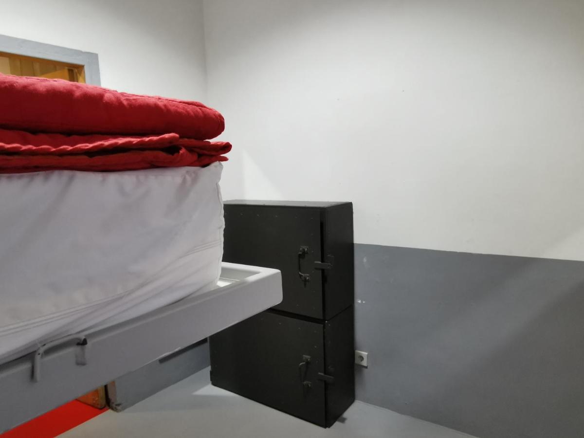 סביליה Traveller Box Hostel מראה חיצוני תמונה