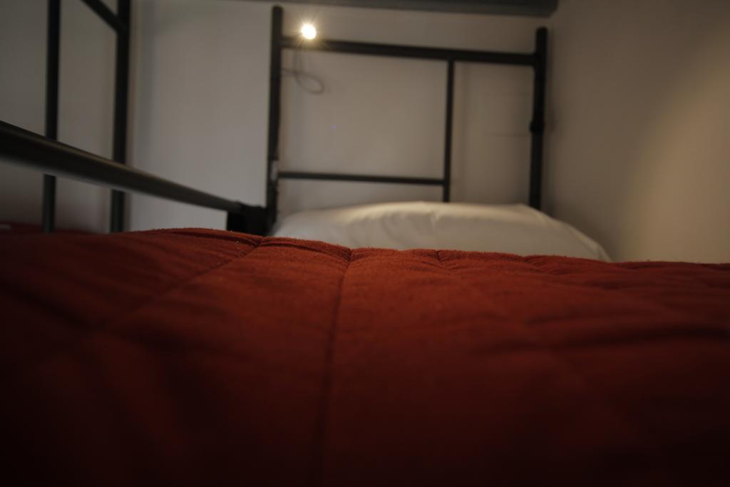 סביליה Traveller Box Hostel חדר תמונה