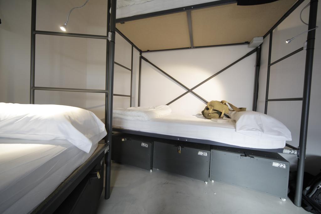 סביליה Traveller Box Hostel מראה חיצוני תמונה
