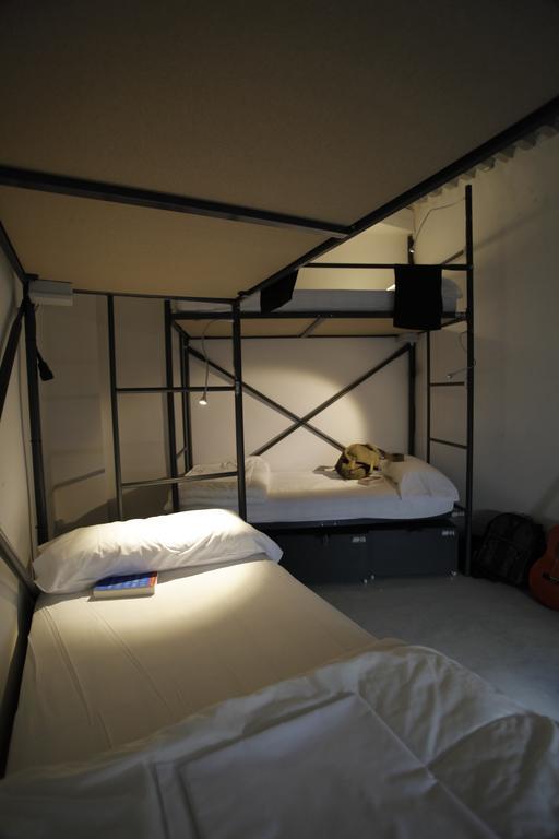 סביליה Traveller Box Hostel מראה חיצוני תמונה